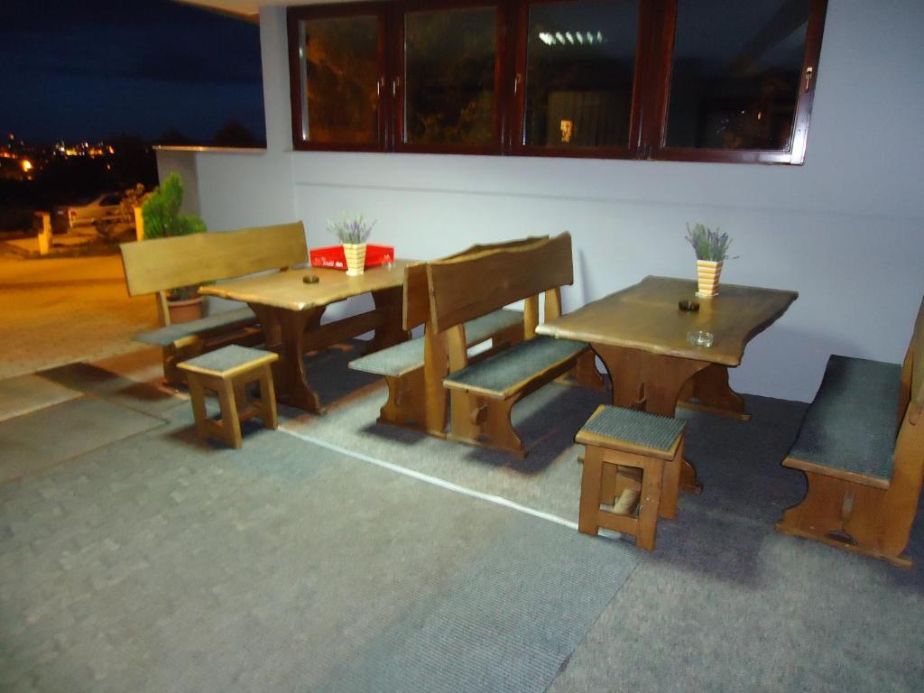 潘松安东尼奥酒店 斯拉沃尼亚布罗德 外观 照片